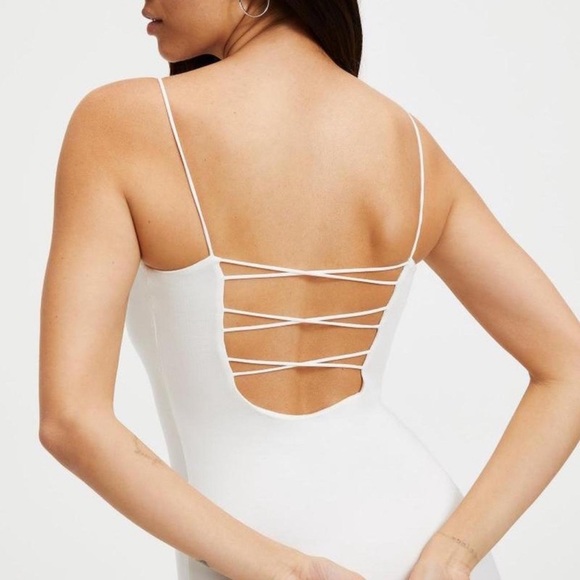 Good American Good Touch 90s Lace Back white dress - Picture 3 of 10